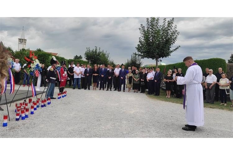 Slika \PU_V\vijesti\2024\Svečano obilježen Dan pobjede\20240805_080609.jpg